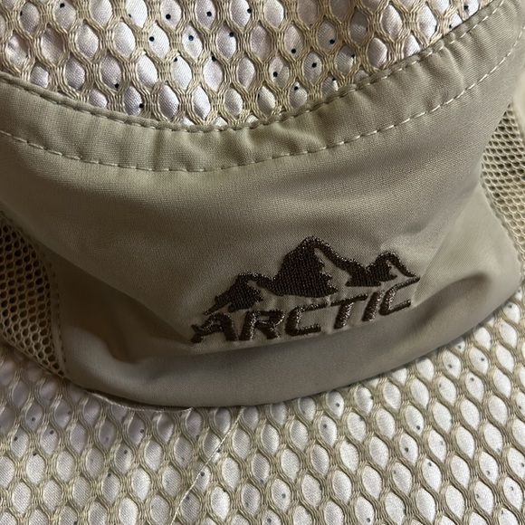 ARCTIC Hat / NWOT - Picture 2 of 4